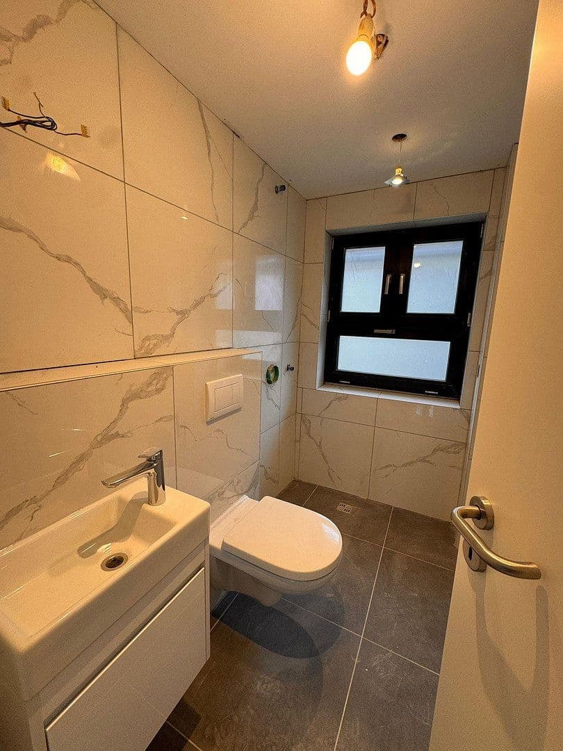 Prodej domu 141 m², pozemek 418 m², Worms, Porýní-Falc Prodej domu 141 m², pozemek 418 m², Worms, Porýní-Falc