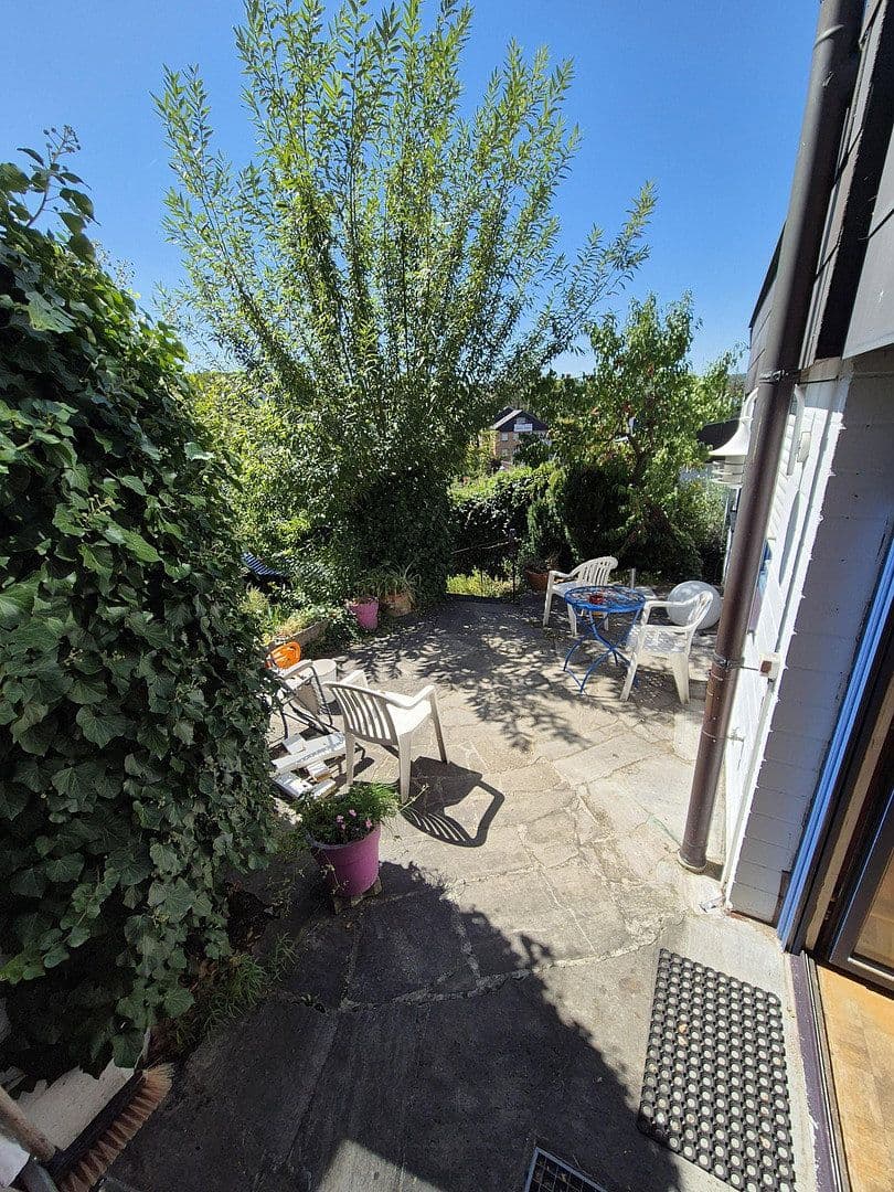 Prodej domu 186 m², pozemek 471 m², Am Schenkenfeld 17, Veitshöchheim, Bavorsko Prodej domu 186 m², pozemek 471 m², Am Schenkenfeld 17, Veitshöchheim, Bavorsko