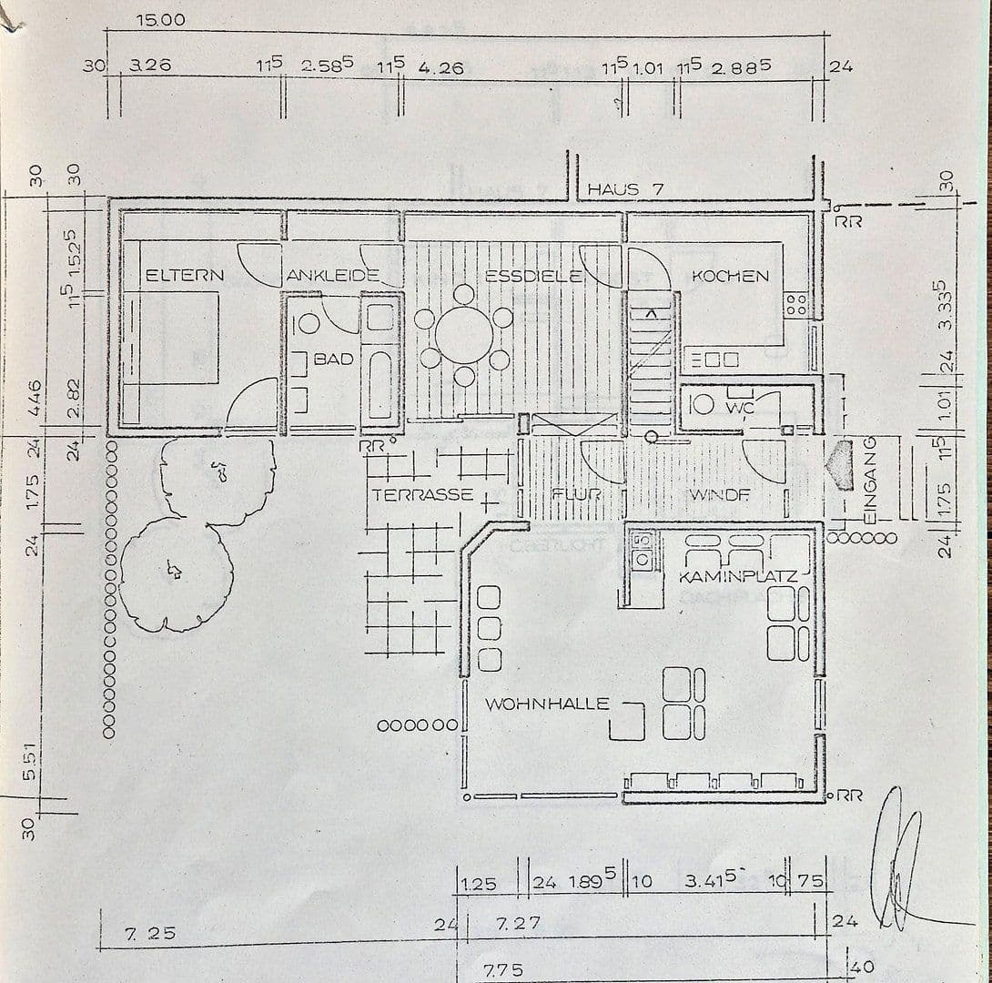 Prodej domu 186 m², pozemek 471 m², Am Schenkenfeld 17, Veitshöchheim, Bavorsko Prodej domu 186 m², pozemek 471 m², Am Schenkenfeld 17, Veitshöchheim, Bavorsko