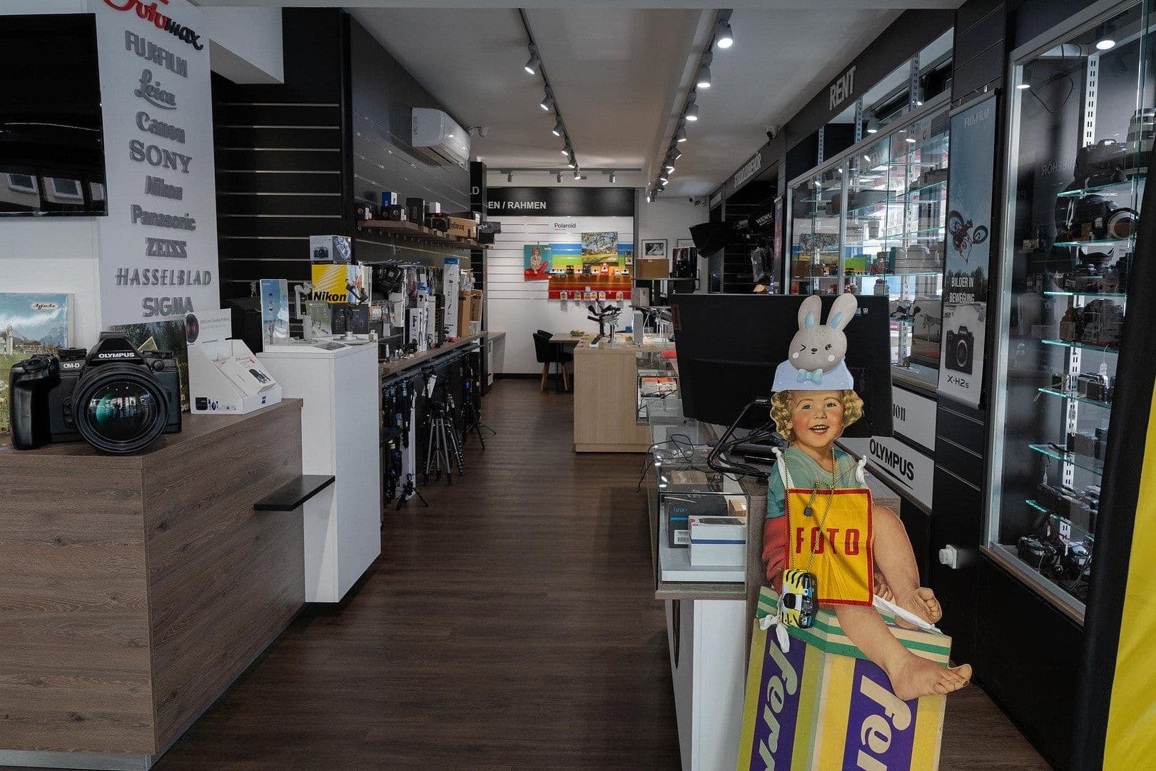 Pronájem nebytového prostoru 217 m², Peter-Henlein-Str. 72, Nürnberg, Bavorsko Pronájem nebytového prostoru 217 m², Peter-Henlein-Str. 72, Nürnberg, Bavorsko