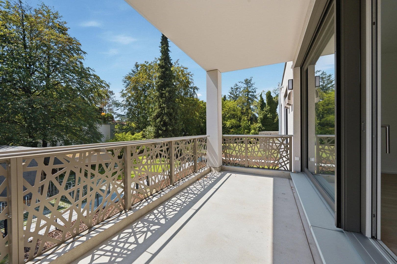 Pronájem bytu 2+1 72 m², Gustav-Meyrink-Str. 7, München, Bavorsko Pronájem bytu 2+1 72 m², Gustav-Meyrink-Str. 7, München, Bavorsko