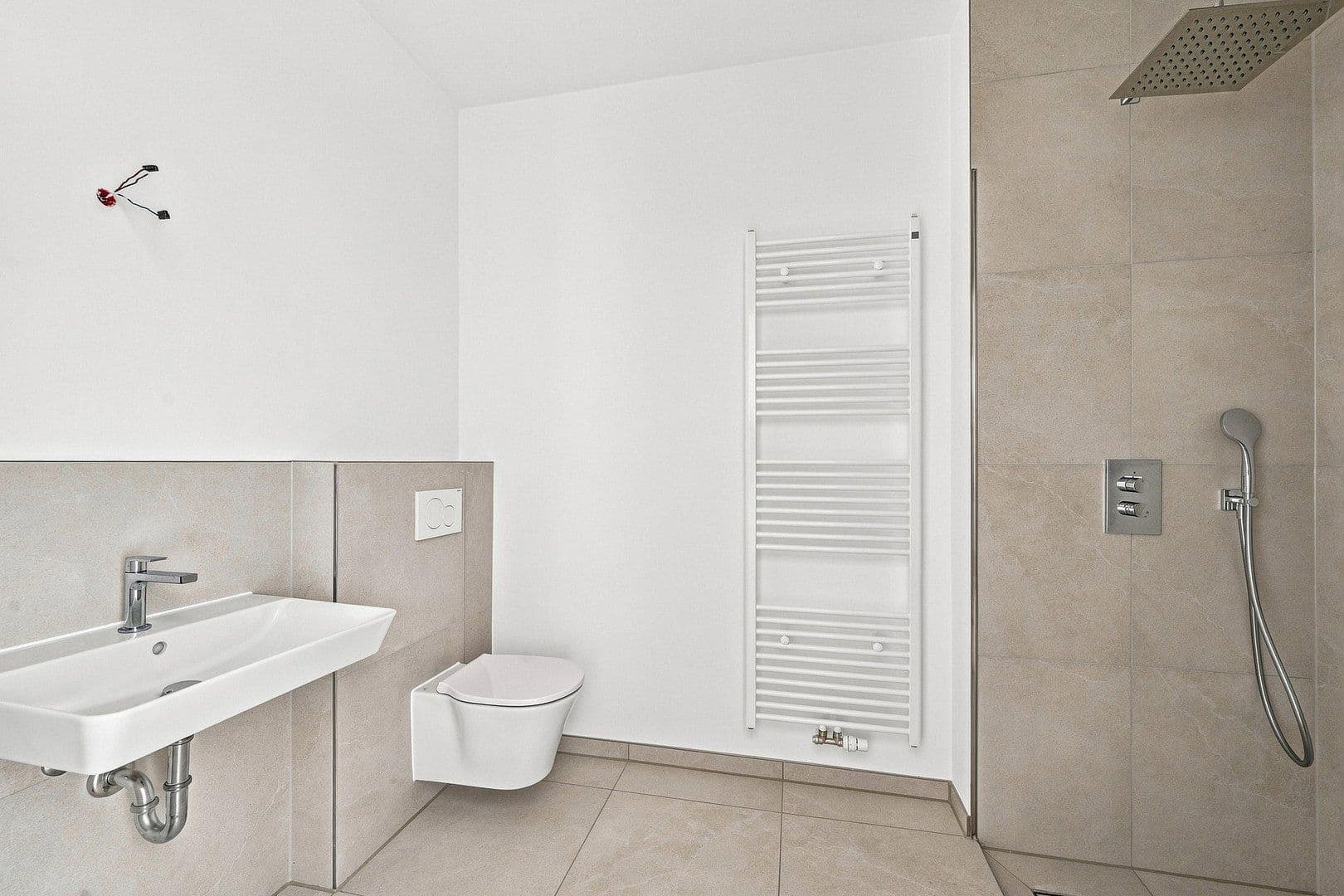 Pronájem bytu 2+1 72 m², Gustav-Meyrink-Str. 7, München, Bavorsko Pronájem bytu 2+1 72 m², Gustav-Meyrink-Str. 7, München, Bavorsko