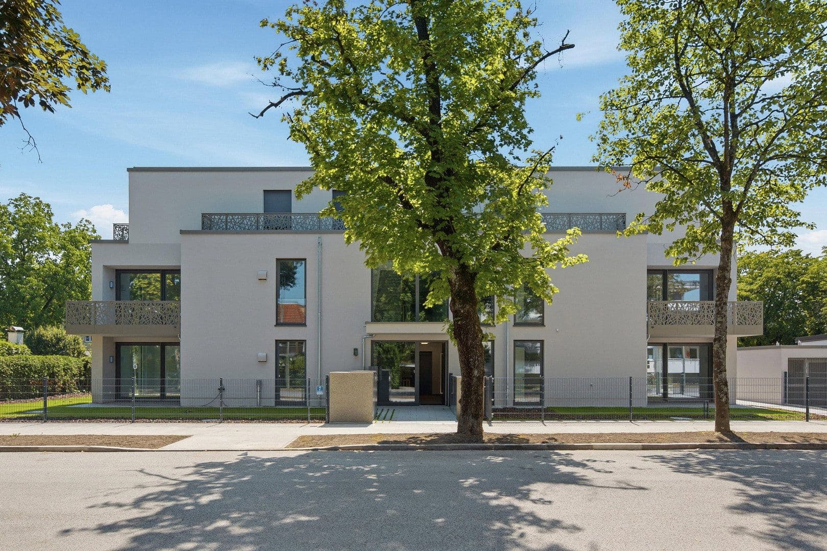 Pronájem bytu 2+1 72 m², Gustav-Meyrink-Str. 7, München, Bavorsko Pronájem bytu 2+1 72 m², Gustav-Meyrink-Str. 7, München, Bavorsko