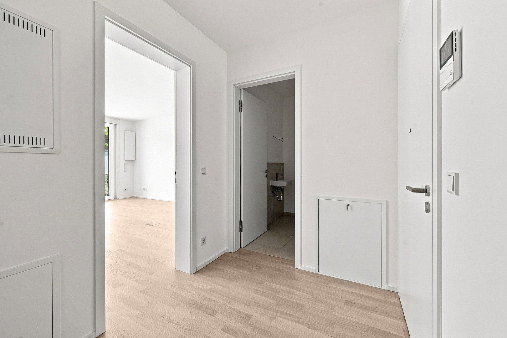 Pronájem bytu 2+1 72 m², Gustav-Meyrink-Str. 7, München, Bavorsko Pronájem bytu 2+1 72 m², Gustav-Meyrink-Str. 7, München, Bavorsko