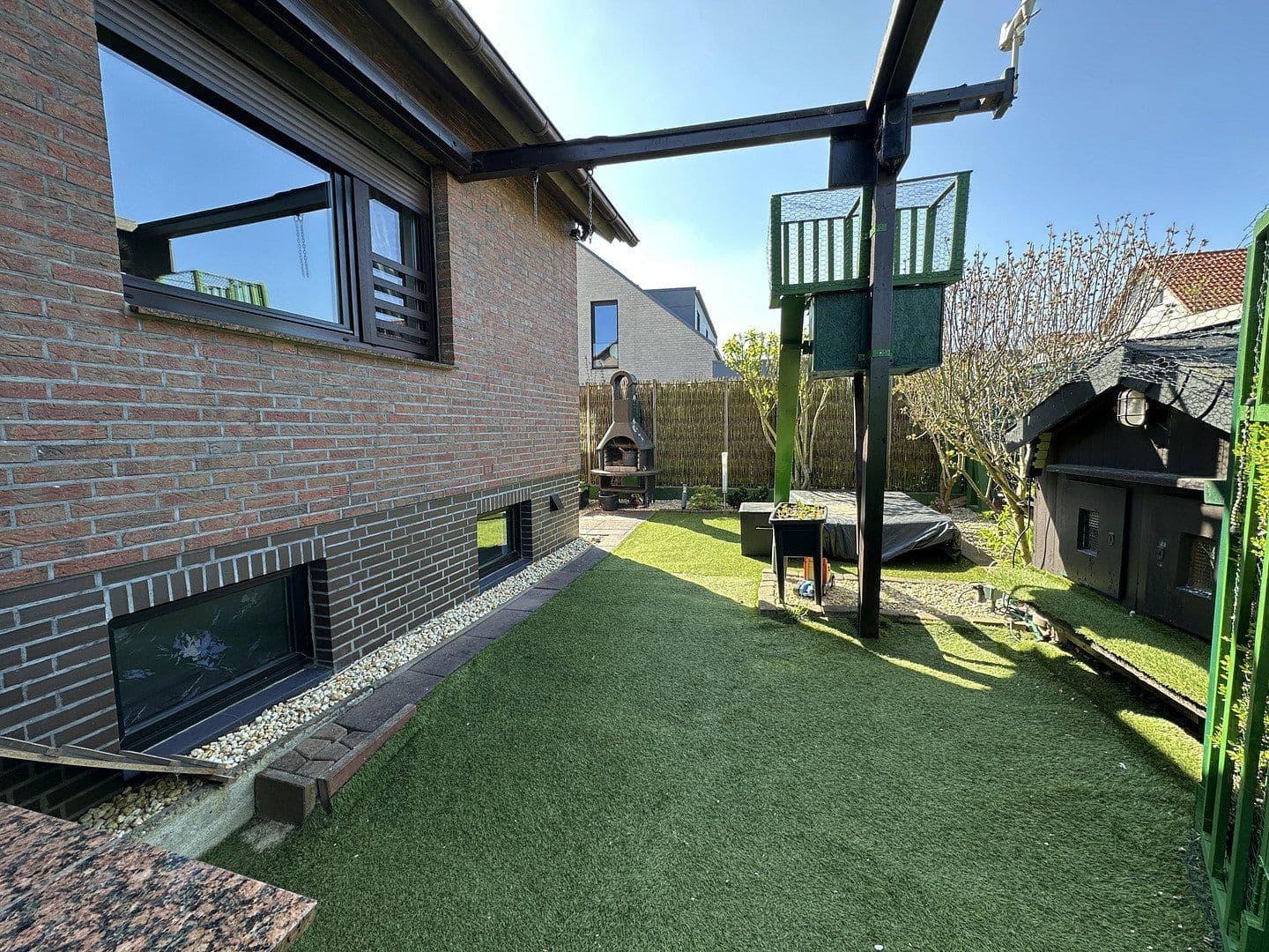 Prodej domu 140 m², pozemek 500 m², Wolfsburg, Dolní Sasko Prodej domu 140 m², pozemek 500 m², Wolfsburg, Dolní Sasko