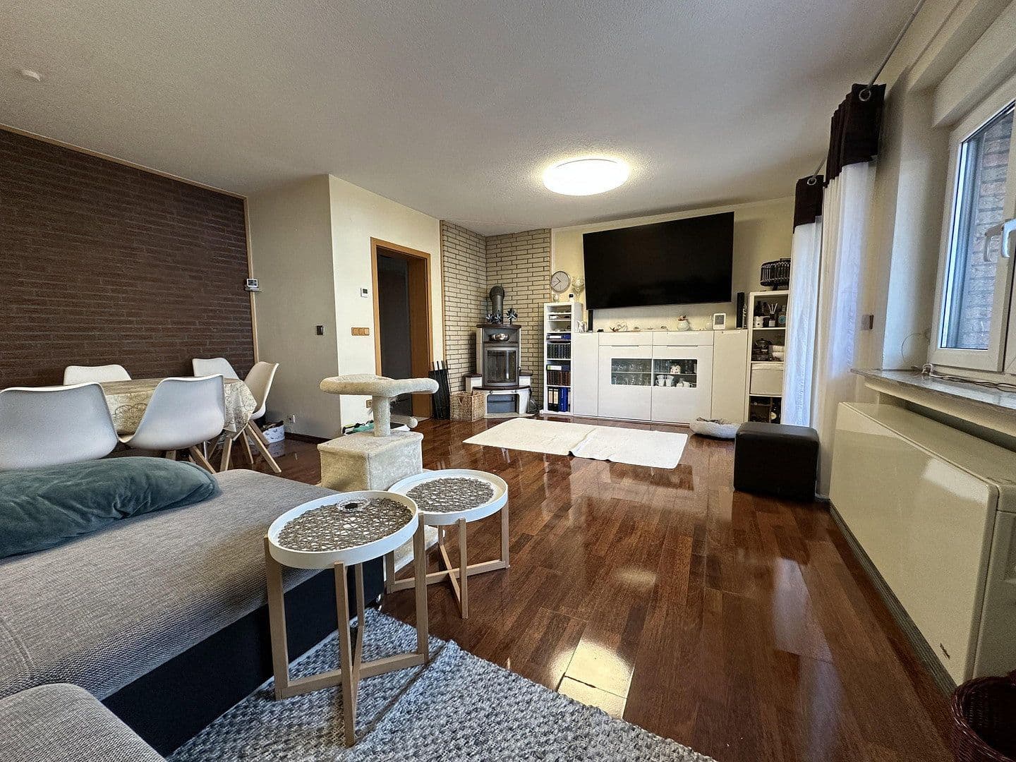 Prodej domu 140 m², pozemek 500 m², Wolfsburg, Dolní Sasko Prodej domu 140 m², pozemek 500 m², Wolfsburg, Dolní Sasko