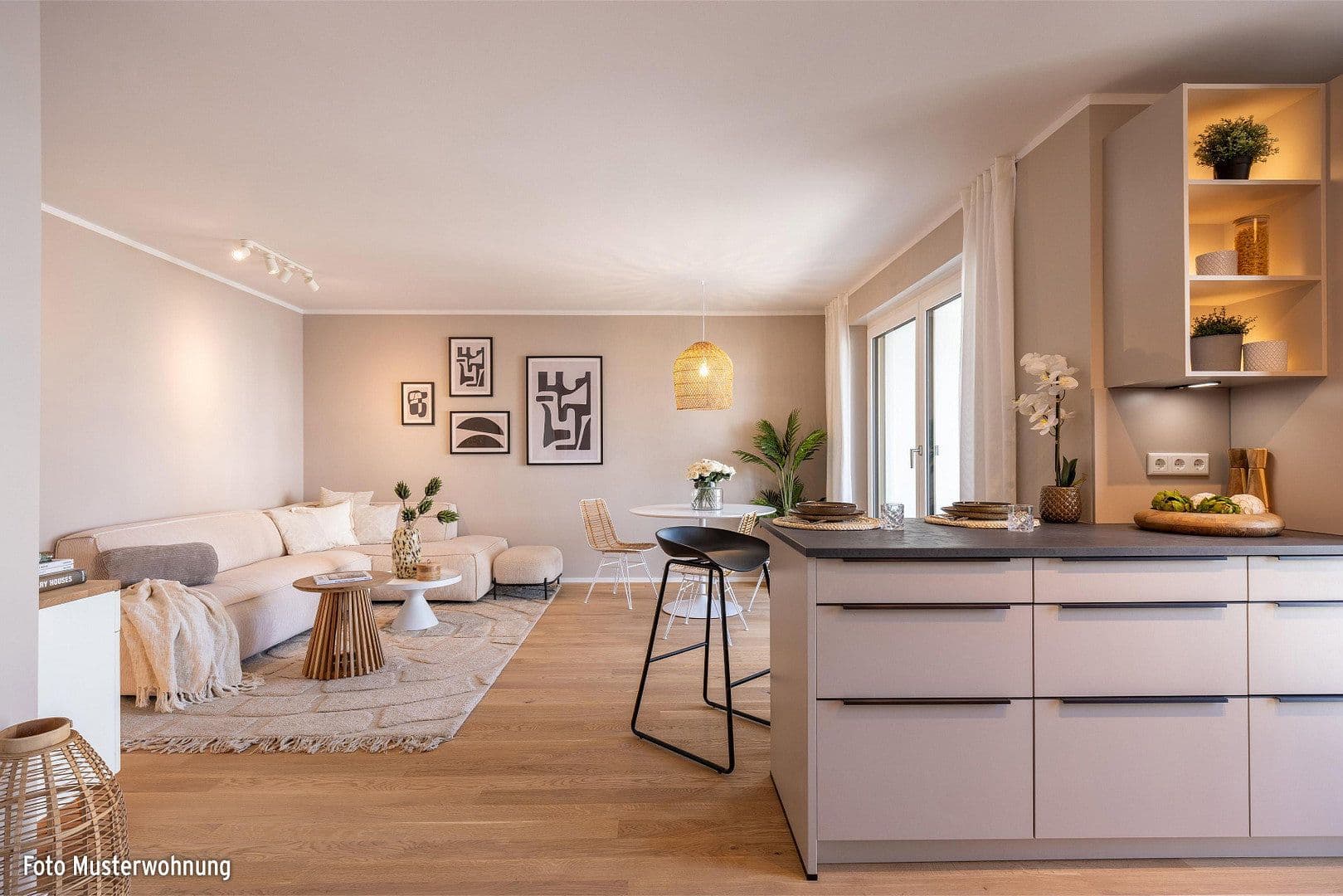 Prodej bytu 3+1 78 m², Maxhofweg, Neuried bei München, Bavorsko Prodej bytu 3+1 78 m², Maxhofweg, Neuried bei München, Bavorsko