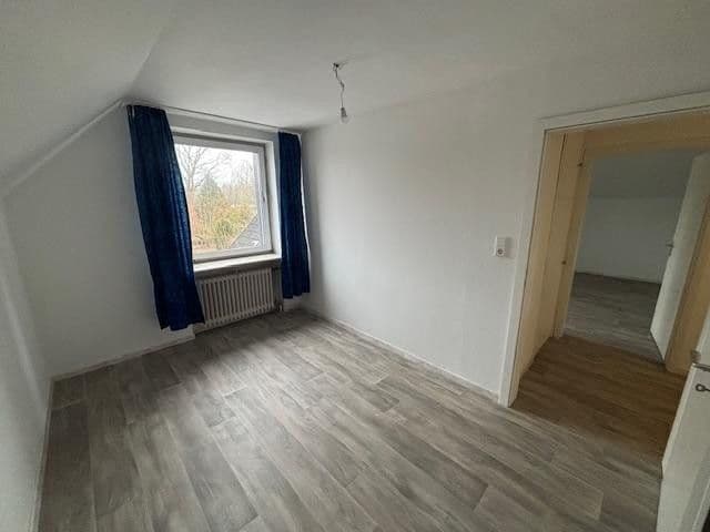 Prodej domu 240 m², pozemek 1.774 m², Neuberend, Šlesvicko-Holštýnsko Prodej domu 240 m², pozemek 1.774 m², Neuberend, Šlesvicko-Holštýnsko