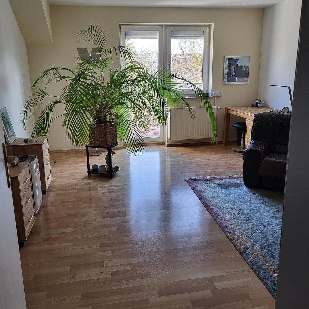 Pronájem bytu 3+1 120 m², Frankfurter Str.90, Salzgitter, Dolní Sasko Pronájem bytu 3+1 120 m², Frankfurter Str.90, Salzgitter, Dolní Sasko