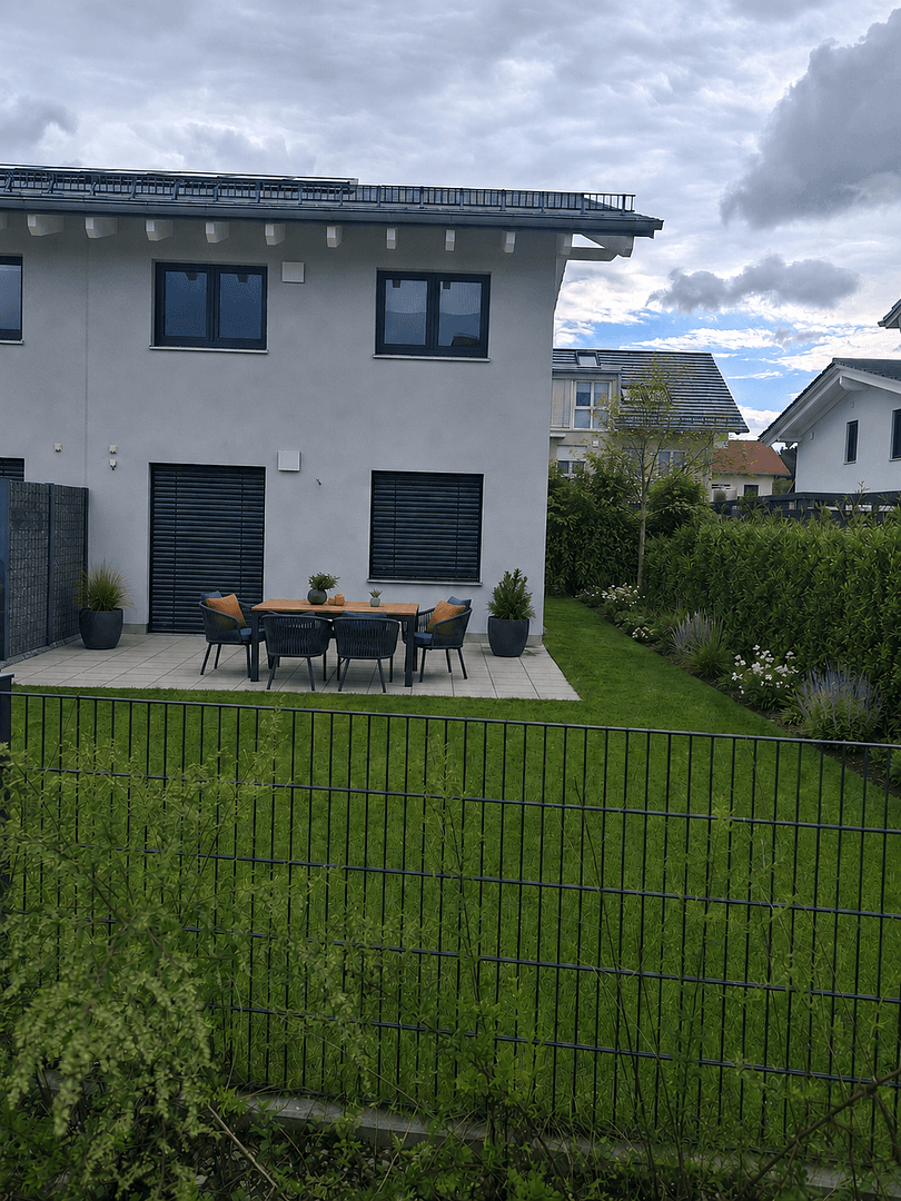 Prodej domu 153 m², pozemek 206 m², Erlenweg, Brunnthal, Bavorsko Prodej domu 153 m², pozemek 206 m², Erlenweg, Brunnthal, Bavorsko