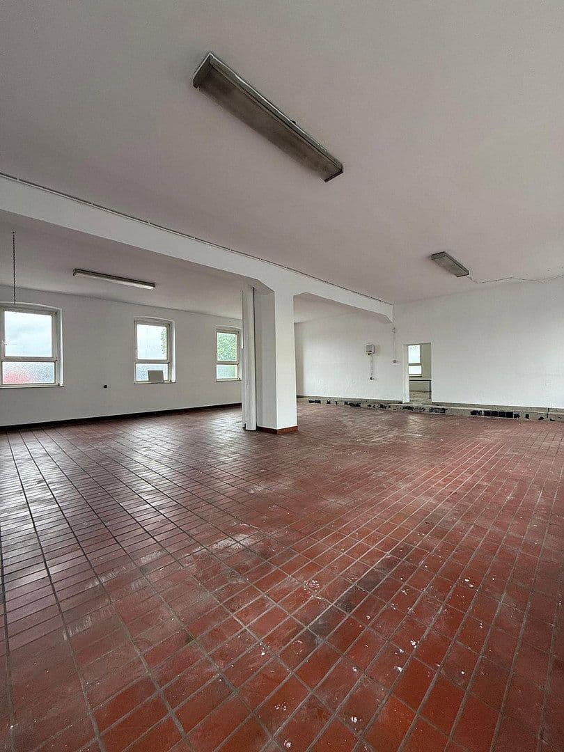 Pronájem nebytového prostoru 340 m², Magdeburgerstrasse 37, Gelsenkirchen, Severní Porýní-Vestfálsko Pronájem nebytového prostoru 340 m², Magdeburgerstrasse 37, Gelsenkirchen, Severní Porýní-Vestfálsko