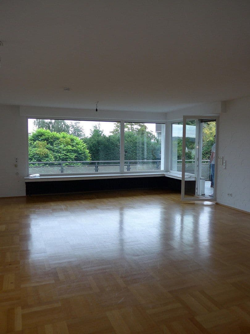 Pronájem domu 250 m², pozemek 1.390 m², Witten, Severní Porýní-Vestfálsko Pronájem domu 250 m², pozemek 1.390 m², Witten, Severní Porýní-Vestfálsko