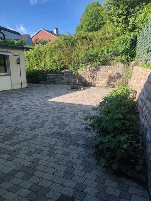 Pronájem domu 250 m², pozemek 1.390 m², Witten, Severní Porýní-Vestfálsko Pronájem domu 250 m², pozemek 1.390 m², Witten, Severní Porýní-Vestfálsko
