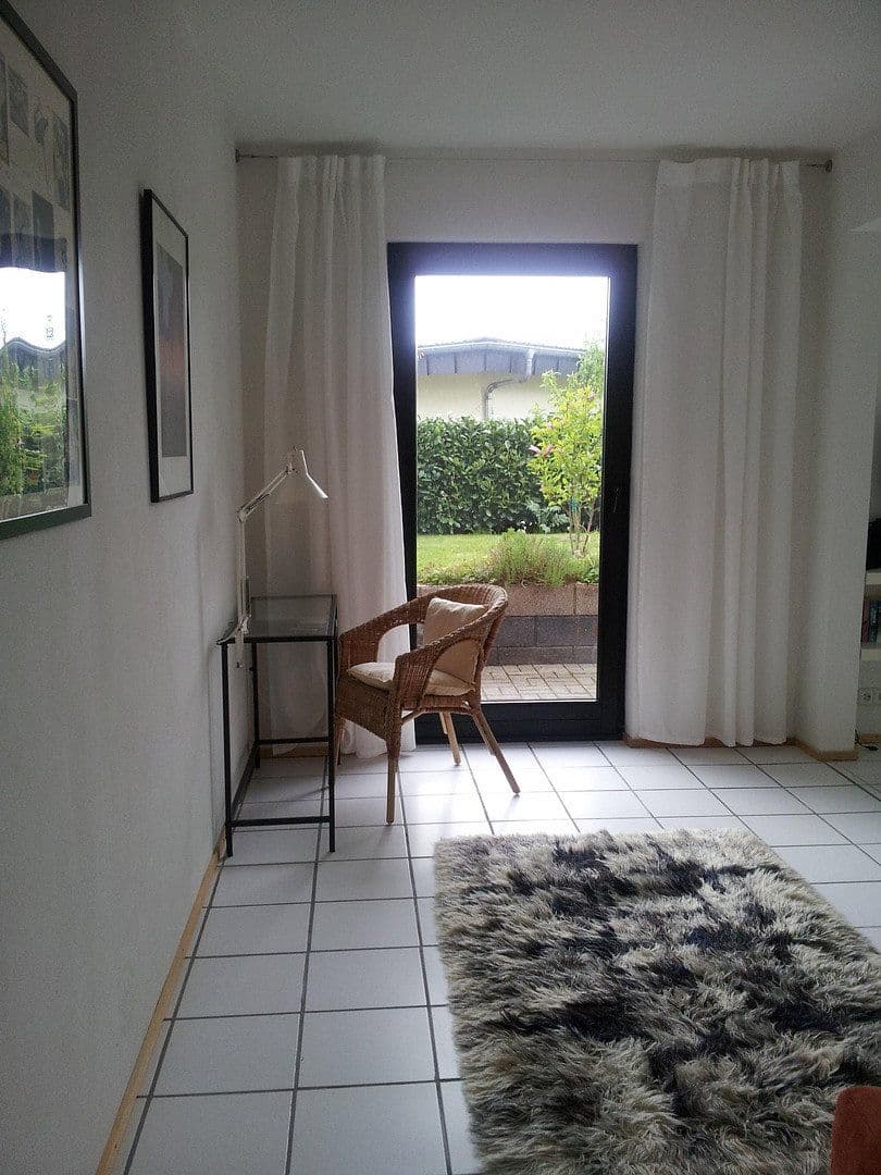 Pronájem bytu 2+1 50 m², Rhönstr. 14A, Bad Camberg, Hessen Pronájem bytu 2+1 50 m², Rhönstr. 14A, Bad Camberg, Hessen