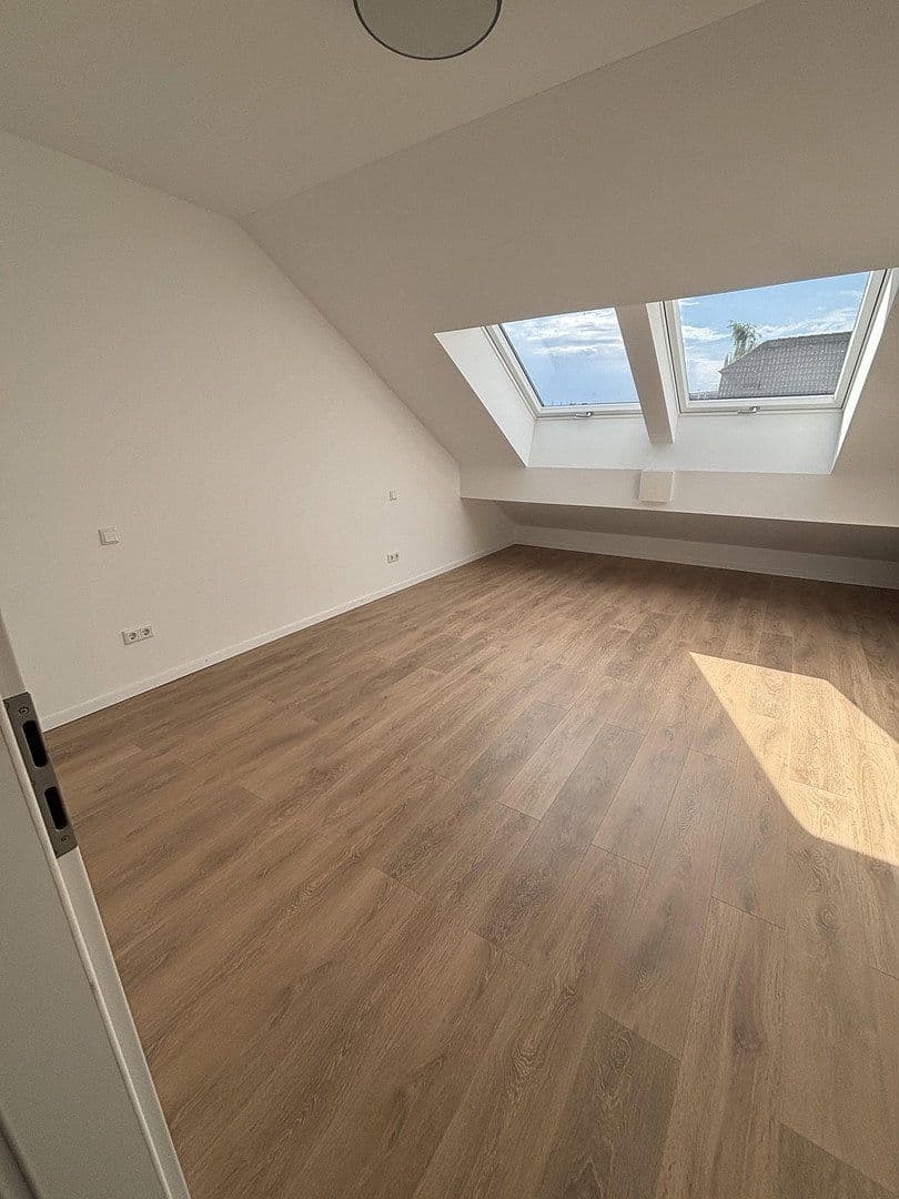 Pronájem bytu 3+kk 79 m², Benhauser Straße 42, Paderborn, Severní Porýní-Vestfálsko Pronájem bytu 3+kk 79 m², Benhauser Straße 42, Paderborn, Severní Porýní-Vestfálsko