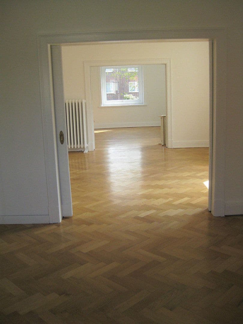 Pronájem bytu 3+1 135 m², Hamburg-Amerika-Straße 36, Cuxhaven, Dolní Sasko Pronájem bytu 3+1 135 m², Hamburg-Amerika-Straße 36, Cuxhaven, Dolní Sasko