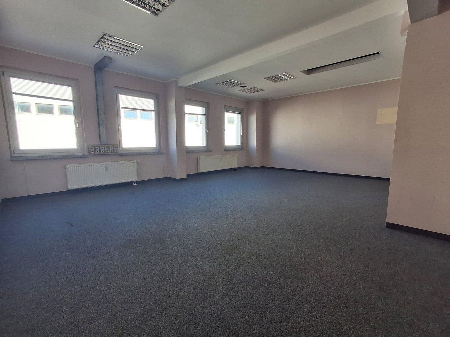 Pronájem kanceláře 30 m², Carenaallee 8, Hoppegarten, Braniborsko Pronájem kanceláře 30 m², Carenaallee 8, Hoppegarten, Braniborsko