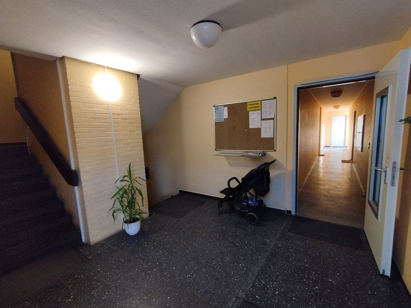 Pronájem bytu 3+1 81 m², Sternstr. 54, Krefeld, Severní Porýní-Vestfálsko Pronájem bytu 3+1 81 m², Sternstr. 54, Krefeld, Severní Porýní-Vestfálsko