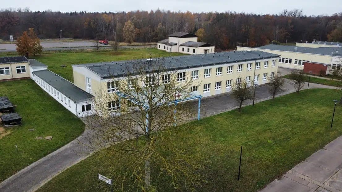 Prodej nebytového prostoru 19.000 m², Lützowstr. 1, Stavenhagen, Mecklenburg-Vorpommern Prodej nebytového prostoru 19.000 m², Lützowstr. 1, Stavenhagen, Mecklenburg-Vorpommern