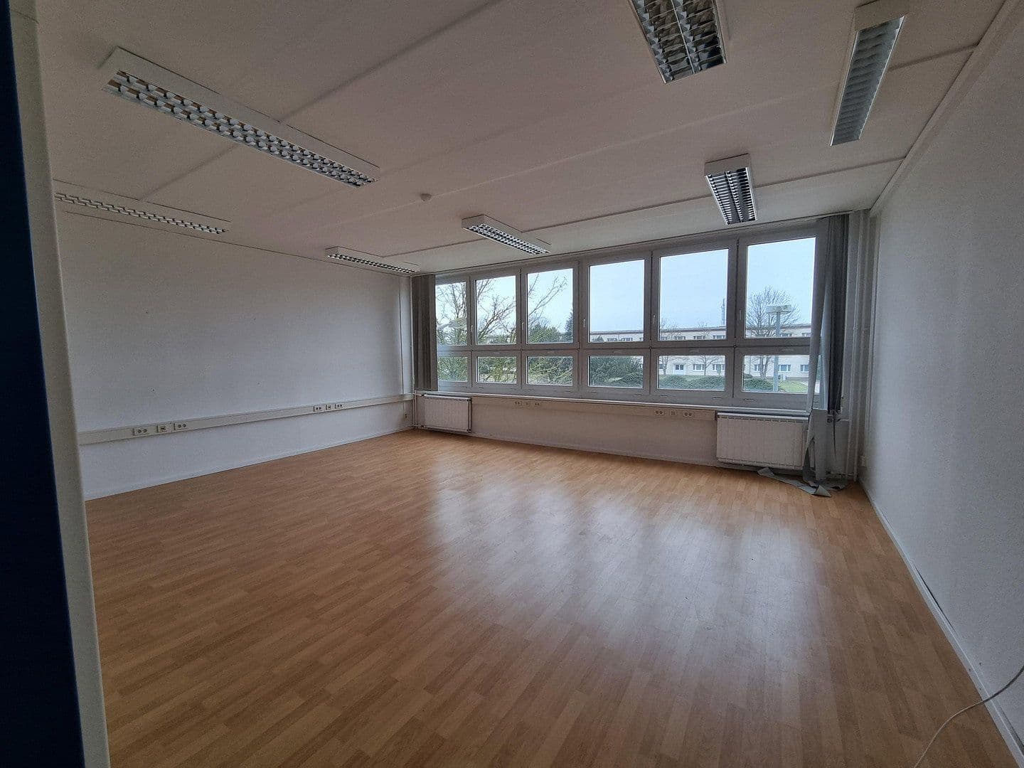 Prodej nebytového prostoru 19.000 m², Lützowstr. 1, Stavenhagen, Mecklenburg-Vorpommern Prodej nebytového prostoru 19.000 m², Lützowstr. 1, Stavenhagen, Mecklenburg-Vorpommern