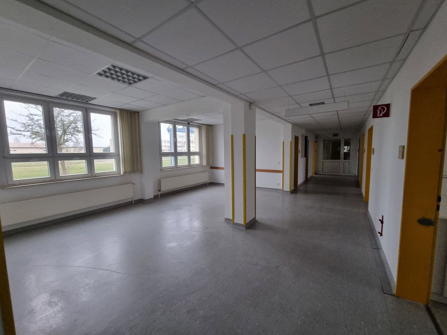 Prodej nebytového prostoru 19.000 m², Lützowstr. 1, Stavenhagen, Mecklenburg-Vorpommern Prodej nebytového prostoru 19.000 m², Lützowstr. 1, Stavenhagen, Mecklenburg-Vorpommern