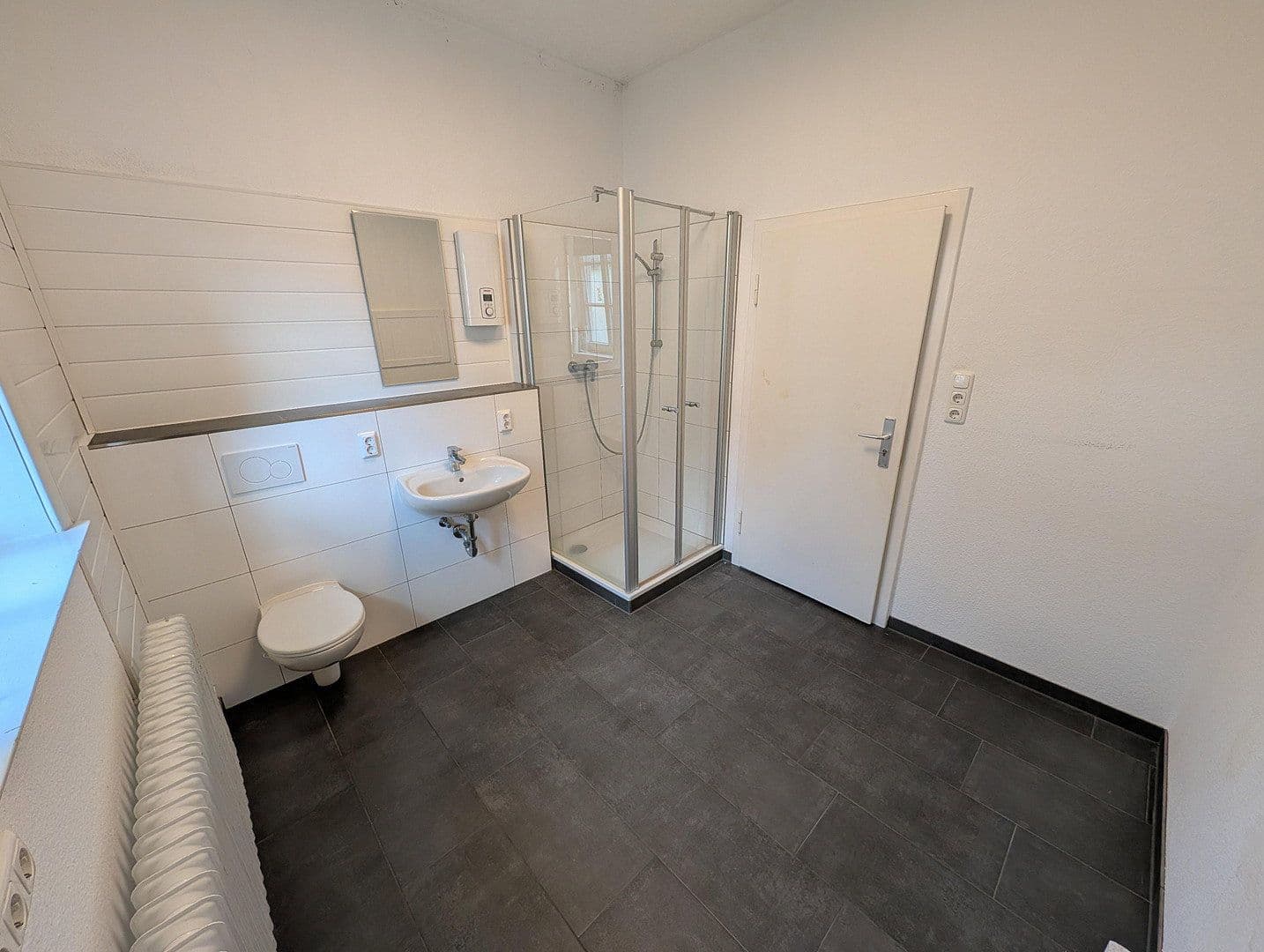 Prodej domu 350 m², pozemek 327 m², Neue Straße 11, Bad Münder am Deister, Dolní Sasko Prodej domu 350 m², pozemek 327 m², Neue Straße 11, Bad Münder am Deister, Dolní Sasko