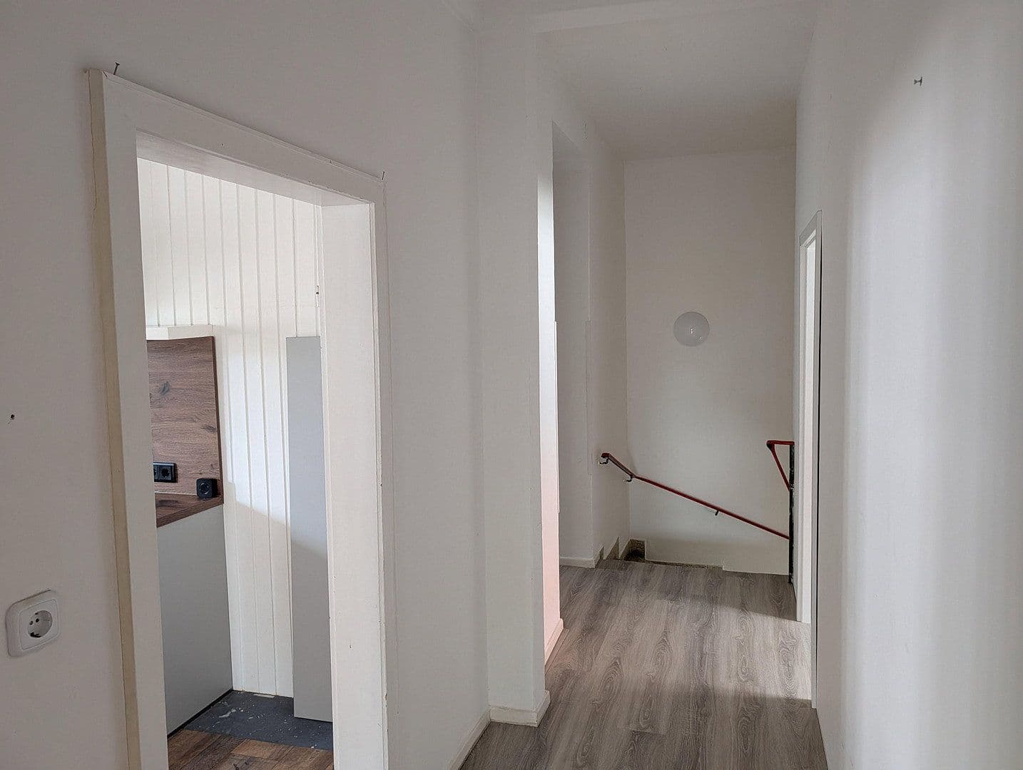 Prodej domu 350 m², pozemek 327 m², Neue Straße 11, Bad Münder am Deister, Dolní Sasko Prodej domu 350 m², pozemek 327 m², Neue Straße 11, Bad Münder am Deister, Dolní Sasko