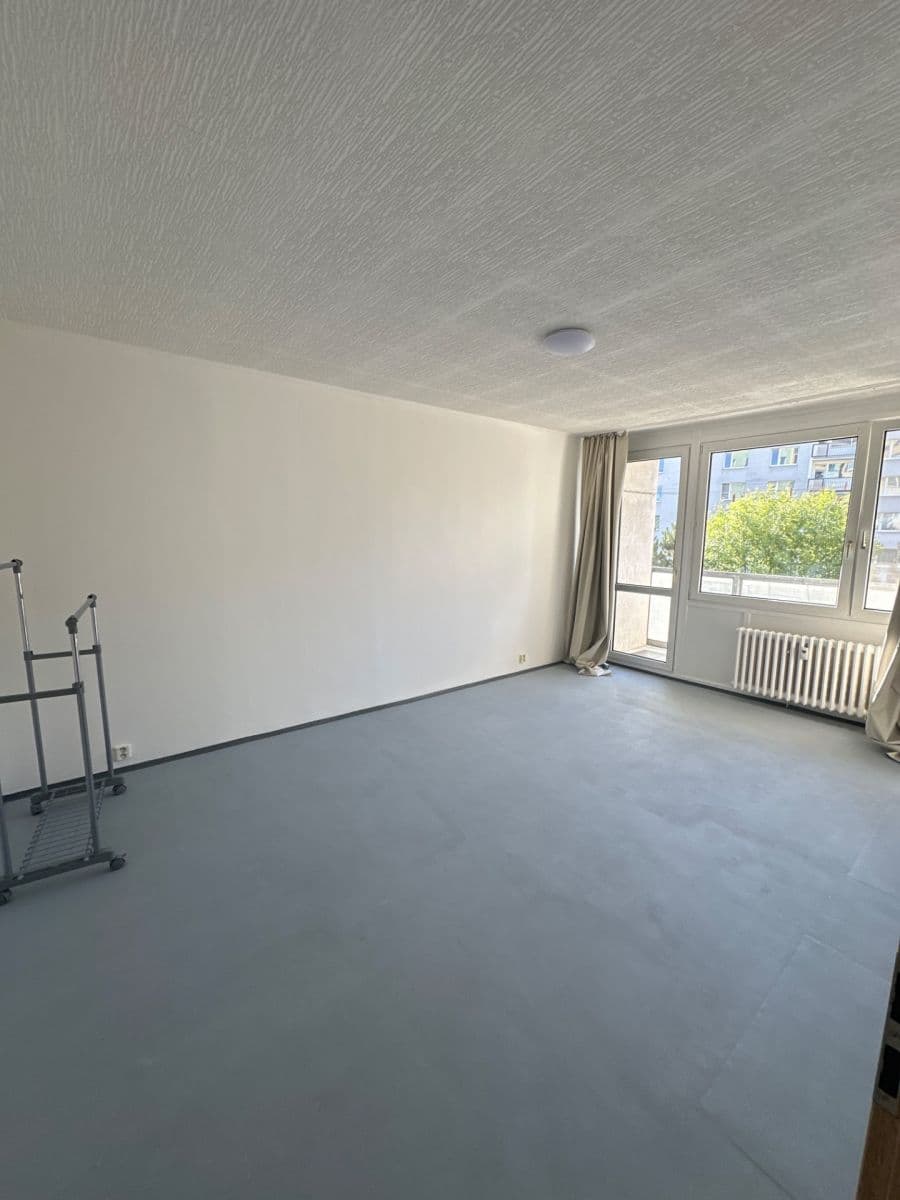Pronájem bytu 2+1 62 m², 17. listopadu, Chomutov, Ústecký kraj Pronájem bytu 2+1 62 m², 17. listopadu, Chomutov, Ústecký kraj