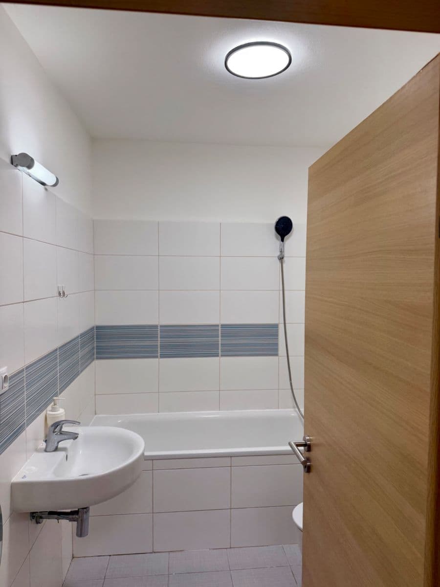 Prodej bytu 1+kk 38 m², Nad Rokoskou, Praha, Praha Prodej bytu 1+kk 38 m², Nad Rokoskou, Praha, Praha