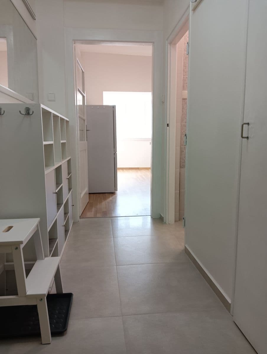 Pronájem bytu 1+kk 29 m², Brtnická, Praha, Praha Pronájem bytu 1+kk 29 m², Brtnická, Praha, Praha