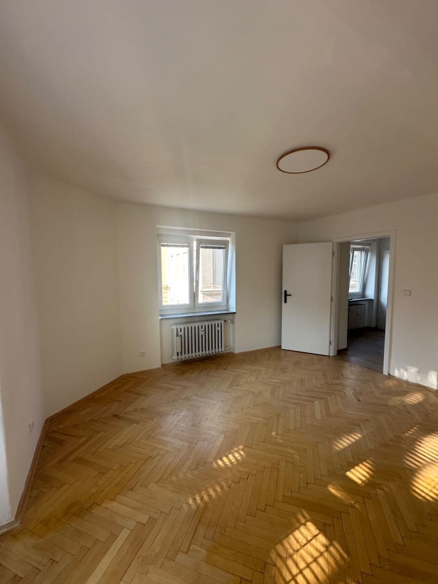 Pronájem bytu 2+1 61 m², Vančurova, Olomouc, Olomoucký kraj Pronájem bytu 2+1 61 m², Vančurova, Olomouc, Olomoucký kraj