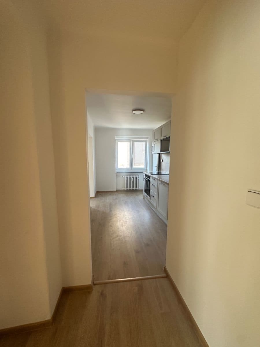 Pronájem bytu 2+1 61 m², Vančurova, Olomouc, Olomoucký kraj Pronájem bytu 2+1 61 m², Vančurova, Olomouc, Olomoucký kraj