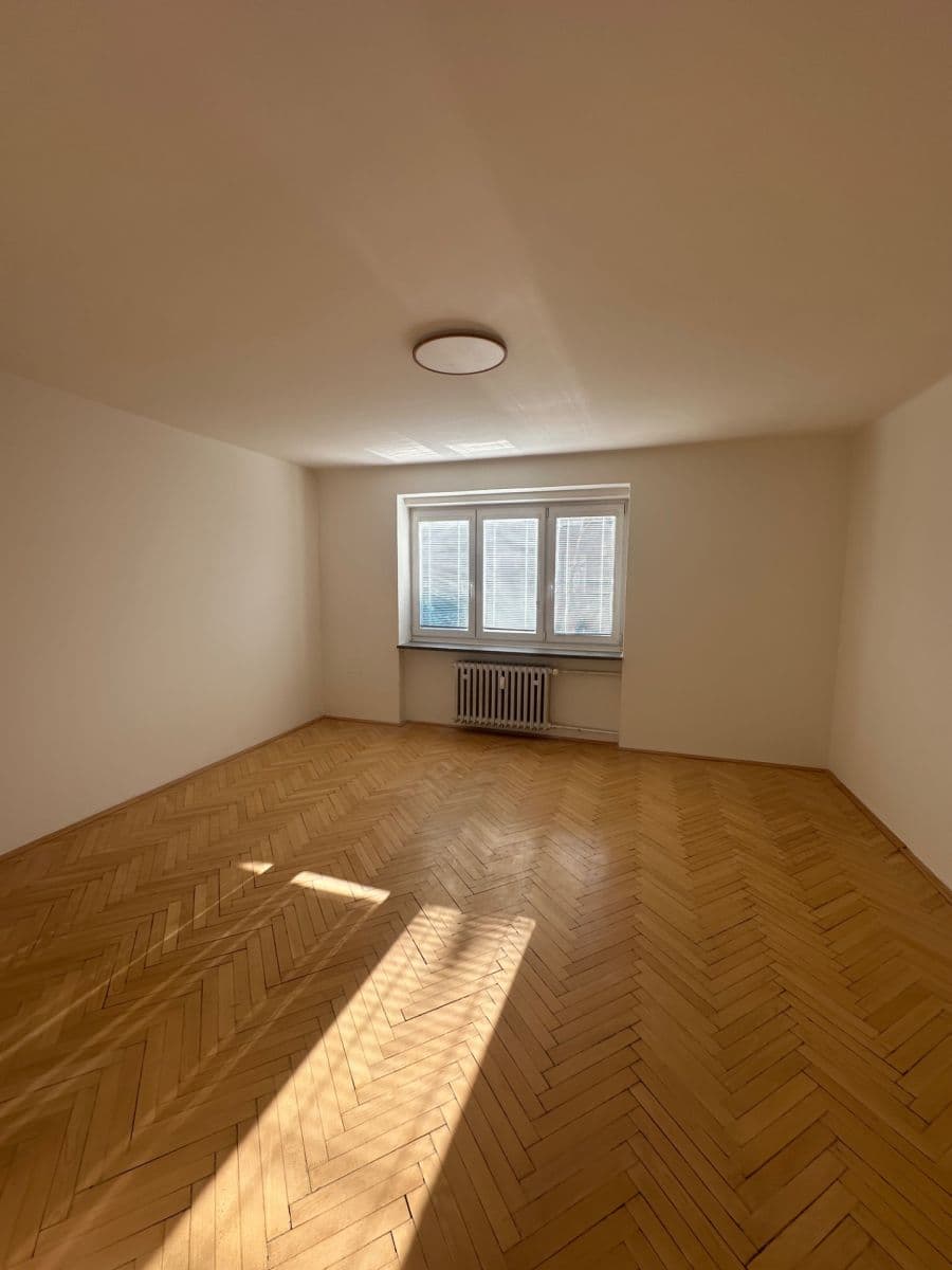 Pronájem bytu 2+1 61 m², Vančurova, Olomouc, Olomoucký kraj Pronájem bytu 2+1 61 m², Vančurova, Olomouc, Olomoucký kraj