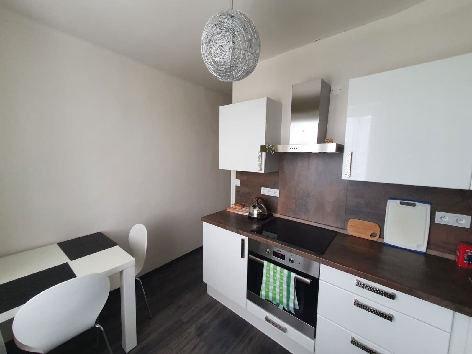 Pronájem bytu 2+1 54 m², Zelenečská, Praha, Praha Pronájem bytu 2+1 54 m², Zelenečská, Praha, Praha