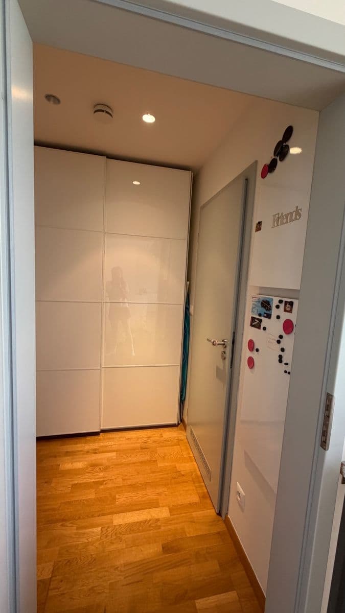 Pronájem bytu 1+kk 30 m², U Michelského mlýna, Praha, Praha Pronájem bytu 1+kk 30 m², U Michelského mlýna, Praha, Praha