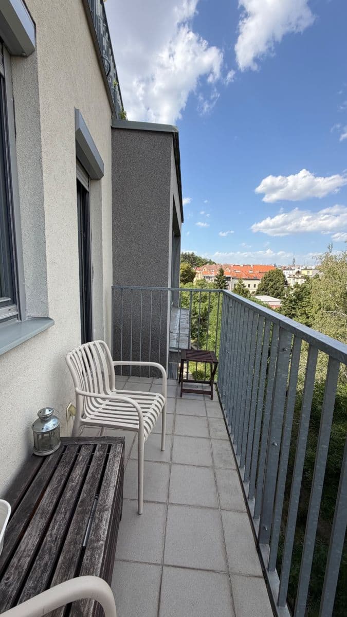 Pronájem bytu 1+kk 30 m², U Michelského mlýna, Praha, Praha Pronájem bytu 1+kk 30 m², U Michelského mlýna, Praha, Praha