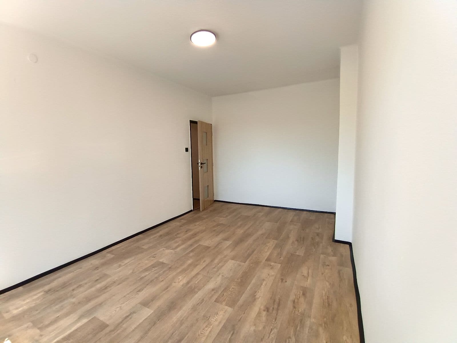 Pronájem bytu 2+kk 53 m², Jabloňová, Chrudim, Pardubický kraj Pronájem bytu 2+kk 53 m², Jabloňová, Chrudim, Pardubický kraj
