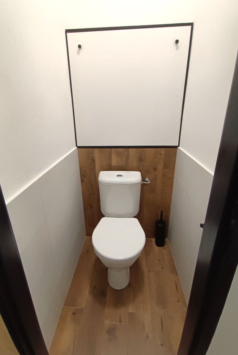 Pronájem bytu 2+kk 53 m², Jabloňová, Chrudim, Pardubický kraj Pronájem bytu 2+kk 53 m², Jabloňová, Chrudim, Pardubický kraj
