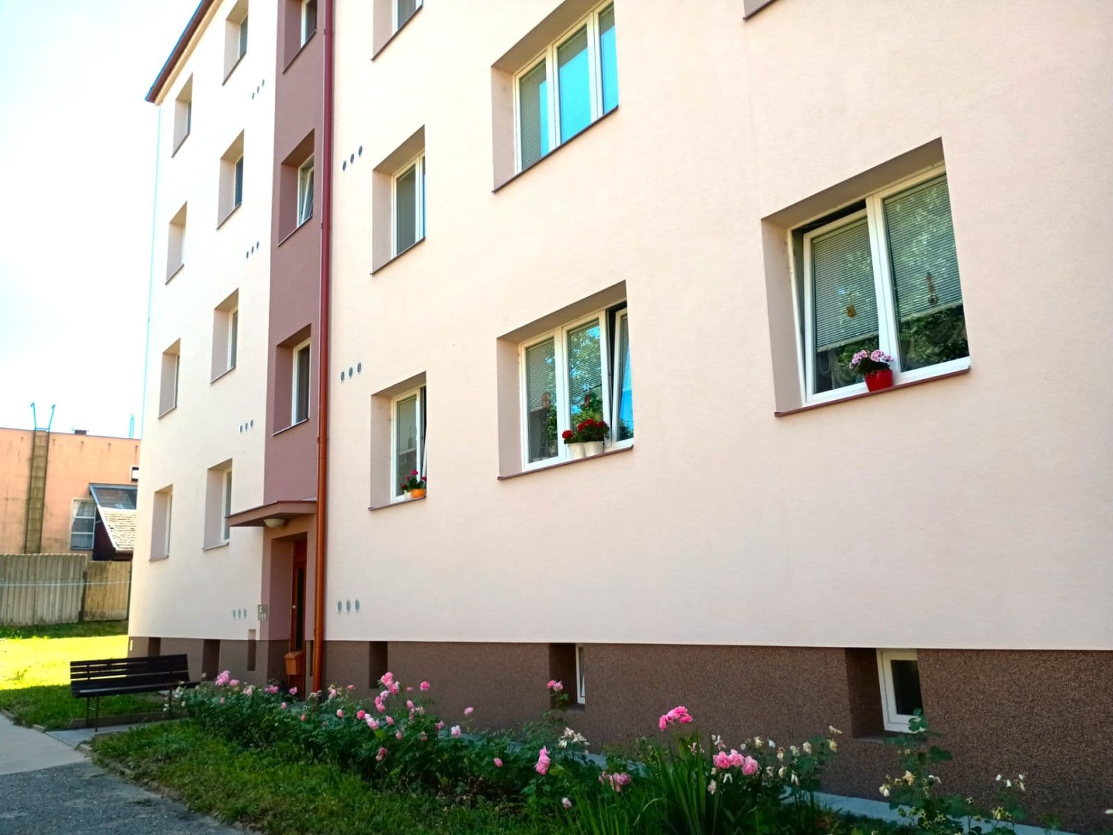Pronájem bytu 2+kk 53 m², Jabloňová, Chrudim, Pardubický kraj Pronájem bytu 2+kk 53 m², Jabloňová, Chrudim, Pardubický kraj