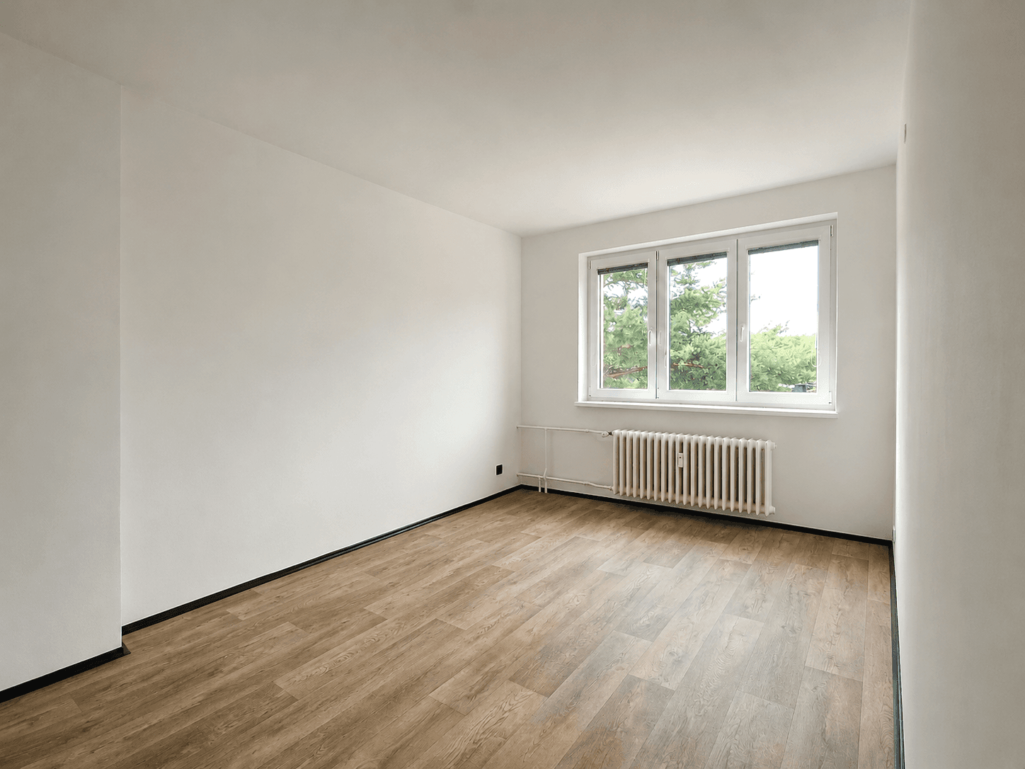 Pronájem bytu 2+kk 53 m², Jabloňová, Chrudim, Pardubický kraj Pronájem bytu 2+kk 53 m², Jabloňová, Chrudim, Pardubický kraj