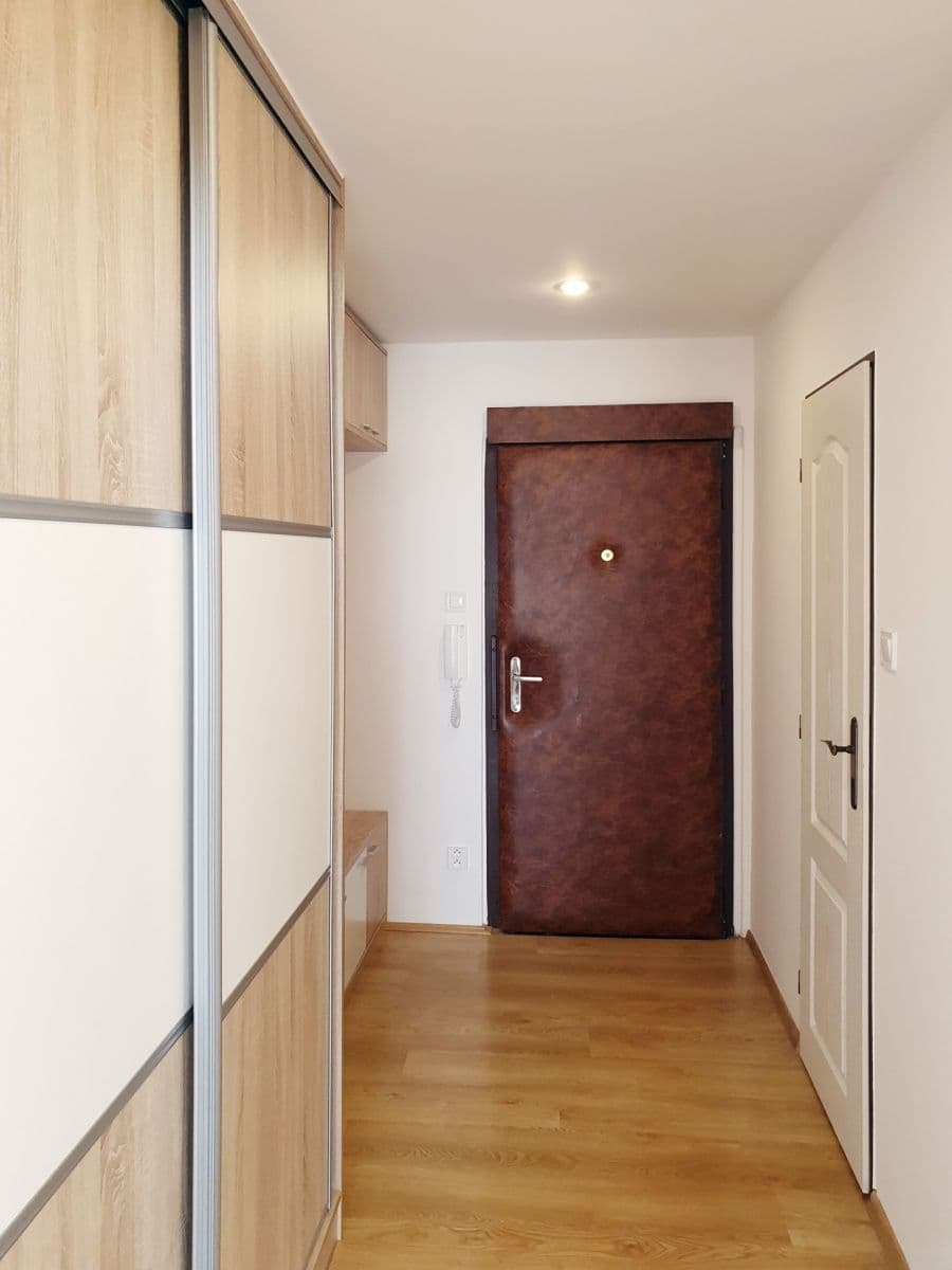 Pronájem bytu 2+kk 47 m², Československé armády, Lysá nad Labem, Středočeský kraj Pronájem bytu 2+kk 47 m², Československé armády, Lysá nad Labem, Středočeský kraj