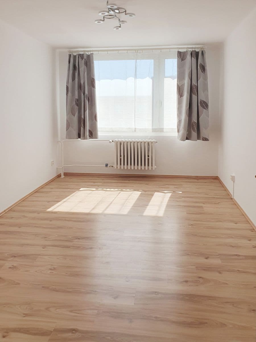 Pronájem bytu 2+kk 47 m², Československé armády, Lysá nad Labem, Středočeský kraj Pronájem bytu 2+kk 47 m², Československé armády, Lysá nad Labem, Středočeský kraj