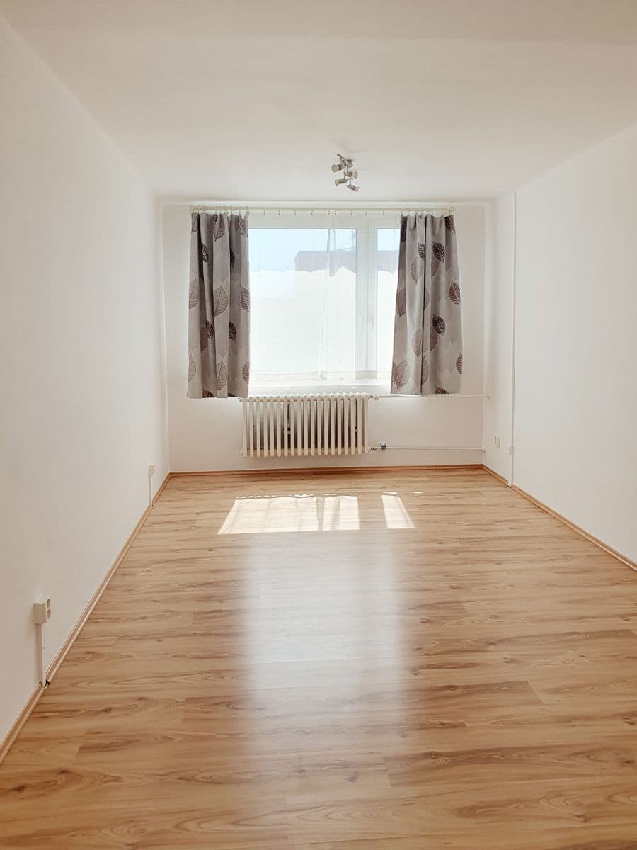 Pronájem bytu 2+kk 47 m², Československé armády, Lysá nad Labem, Středočeský kraj Pronájem bytu 2+kk 47 m², Československé armády, Lysá nad Labem, Středočeský kraj