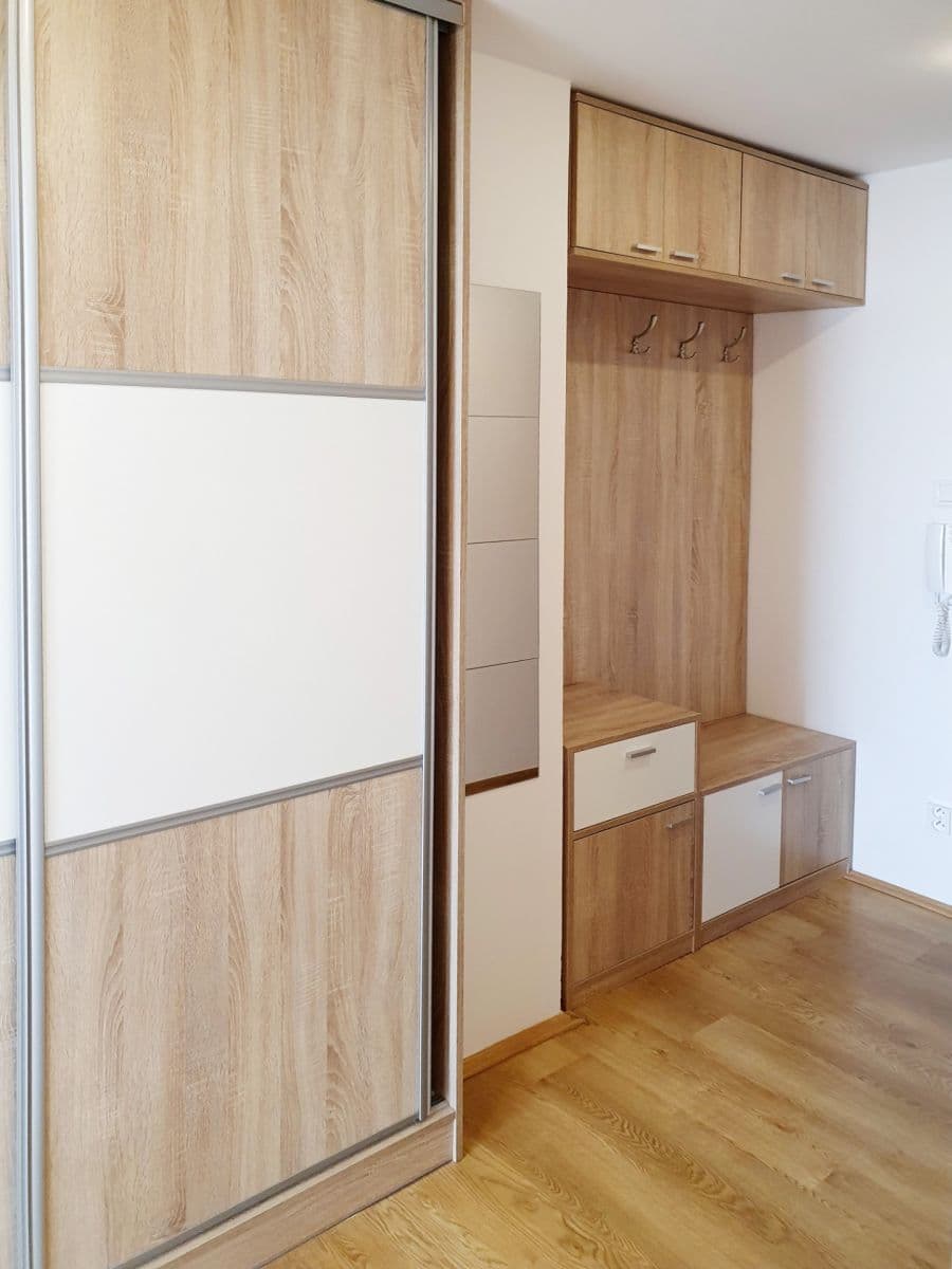Pronájem bytu 2+kk 47 m², Československé armády, Lysá nad Labem, Středočeský kraj Pronájem bytu 2+kk 47 m², Československé armády, Lysá nad Labem, Středočeský kraj