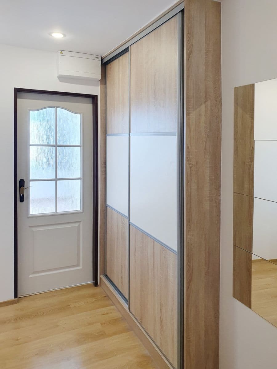 Pronájem bytu 2+kk 47 m², Československé armády, Lysá nad Labem, Středočeský kraj Pronájem bytu 2+kk 47 m², Československé armády, Lysá nad Labem, Středočeský kraj