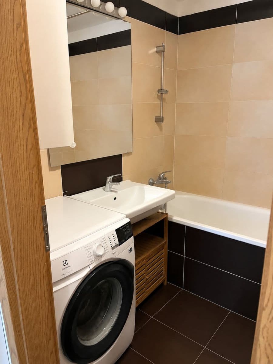 Pronájem bytu 3+kk 68 m², Nepomuckých, Praha, Praha Pronájem bytu 3+kk 68 m², Nepomuckých, Praha, Praha