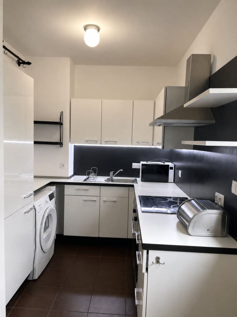 Pronájem bytu 3+kk 68 m², Nepomuckých, Praha, Praha Pronájem bytu 3+kk 68 m², Nepomuckých, Praha, Praha