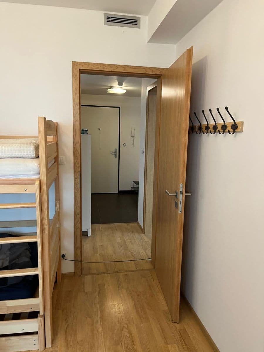 Pronájem bytu 3+kk 68 m², Nepomuckých, Praha, Praha Pronájem bytu 3+kk 68 m², Nepomuckých, Praha, Praha