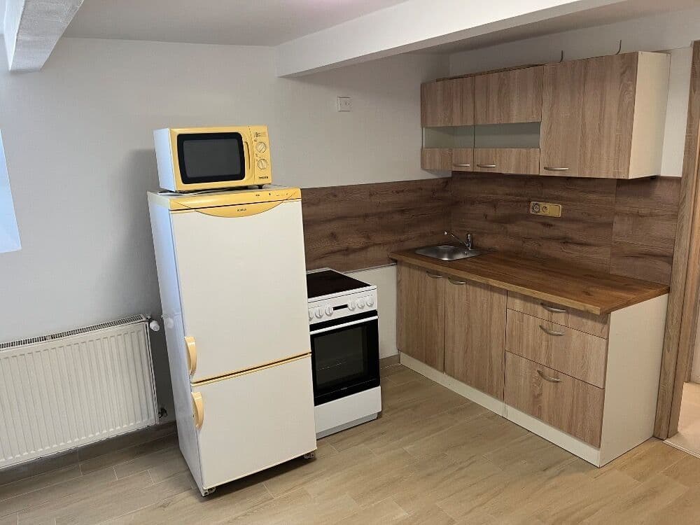 Pronájem bytu 1+kk 21 m², Luční, Mladá Boleslav, Středočeský kraj Pronájem bytu 1+kk 21 m², Luční, Mladá Boleslav, Středočeský kraj