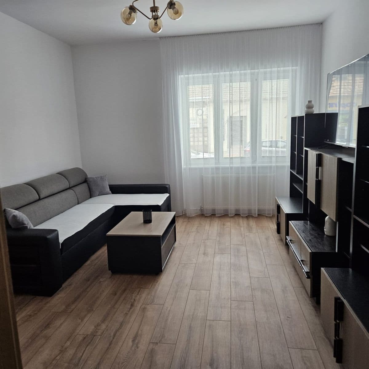 Pronájem bytu 3+1 112 m², Šrobárova, Trnava, Trnavský kraj Pronájem bytu 3+1 112 m², Šrobárova, Trnava, Trnavský kraj